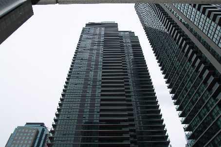 905 - 33 Bay St, Condo with 1 bedrooms, 1 bathrooms and null parking in Toronto ON | Image 1