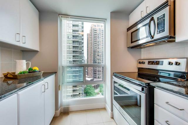 1610 - 31 Bales Ave, Condo with 2 bedrooms, 1 bathrooms and 1 parking in Toronto ON | Image 16