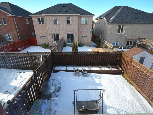 14 Belinda Dr, House semidetached with 3 bedrooms, 4 bathrooms and 3 parking in Brampton ON | Image 10