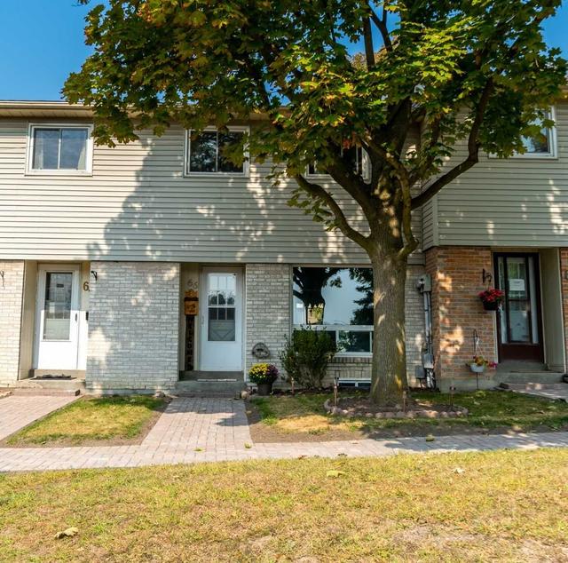66 - 611 Galahad Dr, Townhouse with 3 bedrooms, 1 bathrooms and 1 parking in Oshawa ON | Image 1