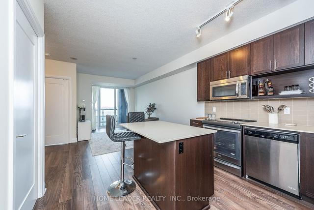 2004 - 18 Graydon Hall Dr, Condo with 1 bedrooms, 1 bathrooms and 2 parking in Toronto ON | Image 31