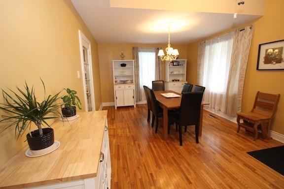180 Nelson St W, House detached with 3 bedrooms, 2 bathrooms and 6 parking in New Tecumseth ON | Image 4