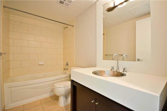1215 - 81 Navy Wharf Crt, Condo with 2 bedrooms, 2 bathrooms and 1 parking in Toronto ON | Image 10