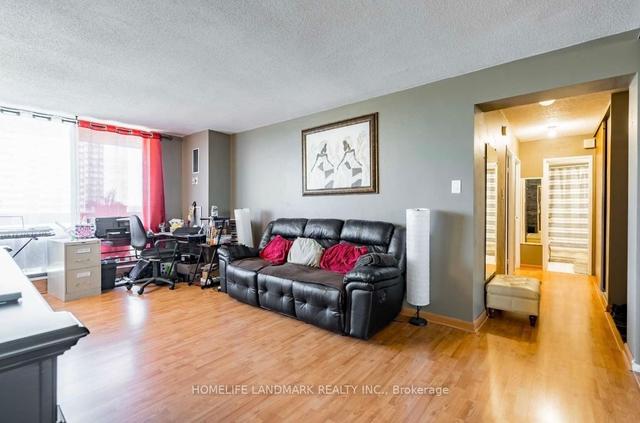 1402 - 177 Linus Rd E, Condo with 2 bedrooms, 1 bathrooms and 1 parking in Toronto ON | Image 26