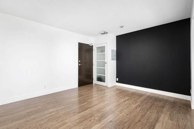 1209 - 76 Shuter St, Condo with 1 bedrooms, 1 bathrooms and 0 parking in Toronto ON | Image 12
