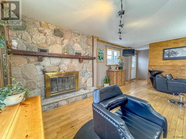 456 Second Ave, House detached with 2 bedrooms, 2 bathrooms and null parking in Black River Matheson ON | Image 28