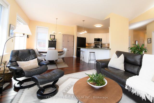 12 Surfside Cres, Condo with 5 bedrooms, 3 bathrooms and 4 parking in Collingwood ON | Image 27