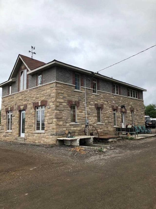 1268 Highway 6 N, House detached with 3 bedrooms, 2 bathrooms and 50 parking in Hamilton ON | Image 1
