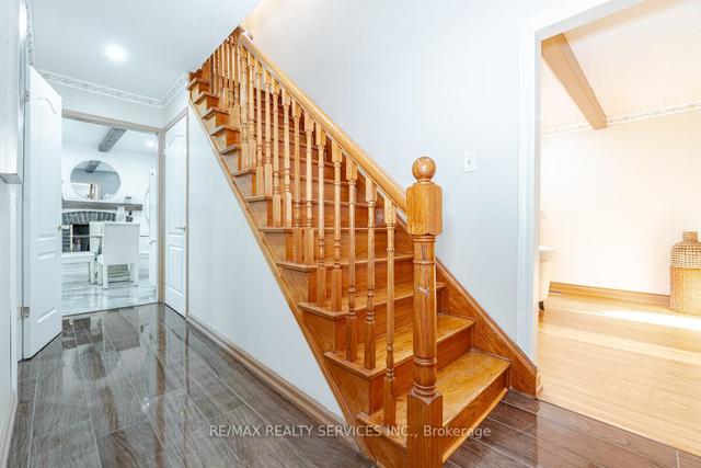 98 Massey St, House detached with 4 bedrooms, 4 bathrooms and 6 parking in Brampton ON | Image 10