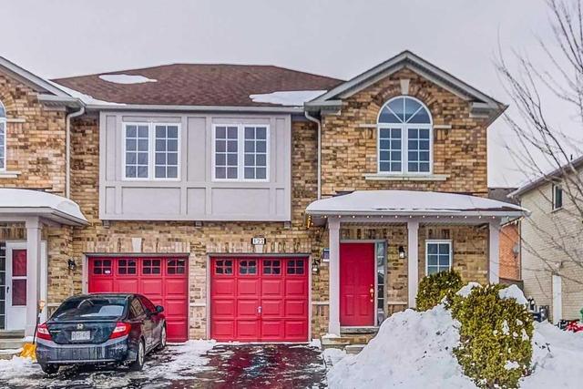 122 Starhill Cres, House semidetached with 3 bedrooms, 3 bathrooms and 2 parking in Brampton ON | Image 1