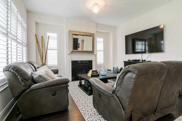 30 Trail Rider Dr, House detached with 5 bedrooms, 5 bathrooms and 4 parking in Brampton ON | Image 7