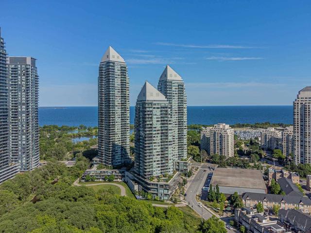 lph2 - 2230 Lakeshore Blvd, Condo with 2 bedrooms, 2 bathrooms and 1 parking in Toronto ON | Image 1