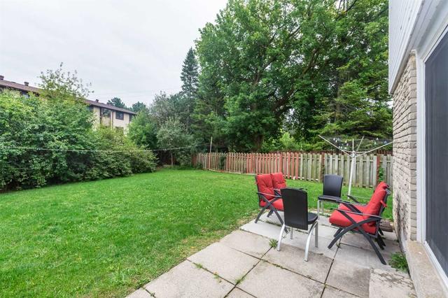 97 Hawkshead Cres, House semidetached with 3 bedrooms, 3 bathrooms and 2 parking in Toronto ON | Image 15