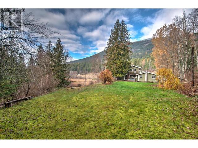 538 North Fork Road, House detached with 5 bedrooms, 4 bathrooms and 15 parking in North Okanagan E BC | Image 43