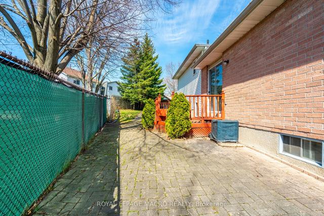 2417 Coventry Way, House detached with 3 bedrooms, 2 bathrooms and 3 parking in Burlington ON | Image 20