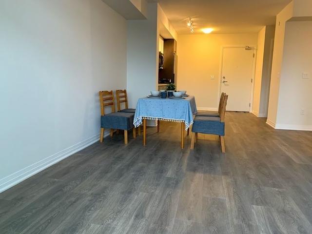 326 - 2301 Danforth Ave, Condo with 1 bedrooms, 1 bathrooms and 1 parking in Toronto ON | Image 5
