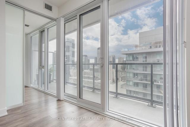 3003 - 89 Mcgill St, Condo with 1 bedrooms, 1 bathrooms and 0 parking in Toronto ON | Image 4