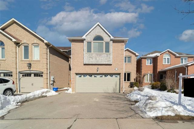 5343 Segriff Dr, House detached with 4 bedrooms, 3 bathrooms and 4 parking in Mississauga ON | Image 1