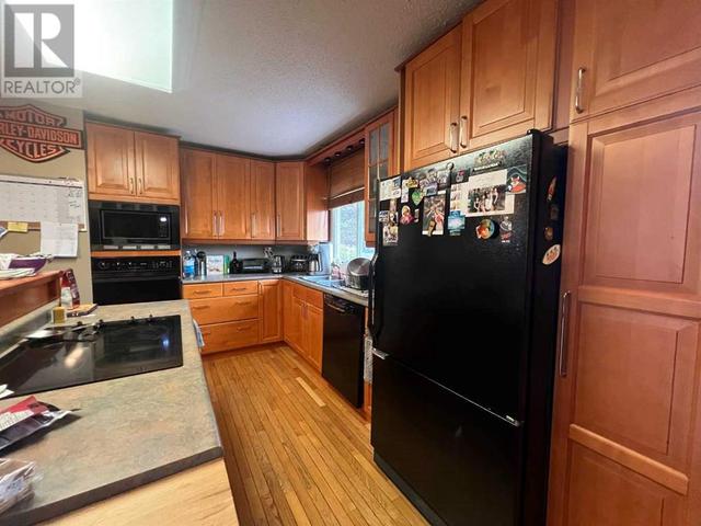 1429 53 Street, House detached with 4 bedrooms, 2 bathrooms and 3 parking in Edson AB | Image 14