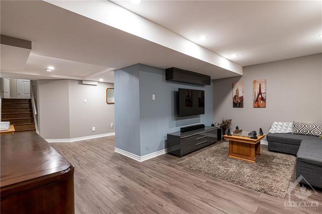 128 Palfrey Way, House detached with 5 bedrooms, 5 bathrooms and 6 parking in Ottawa ON | Image 27