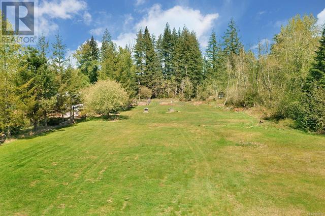 3253 Godin Rd, House detached with 3 bedrooms, 2 bathrooms and 4 parking in Comox Valley C (Puntledge   Black Creek) BC | Image 44
