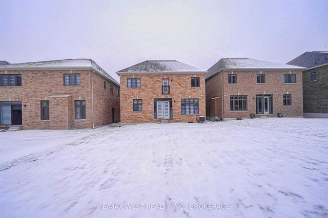 14 Moonstruck St, House detached with 4 bedrooms, 5 bathrooms and 4 parking in Caledon ON | Image 19