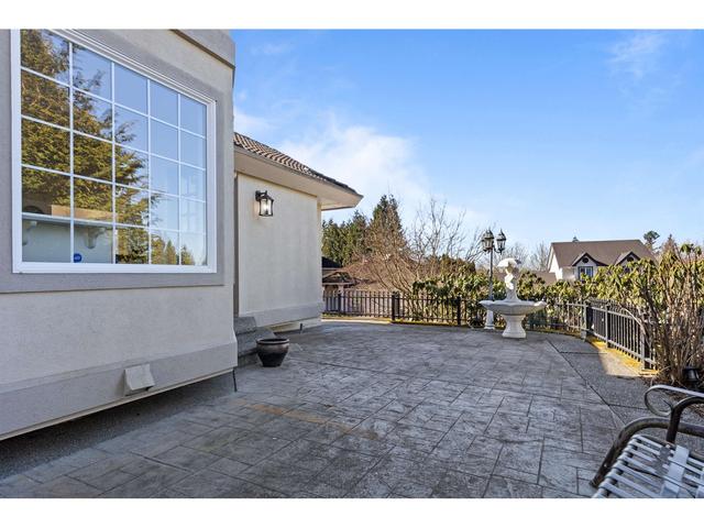 4152 Belanger Drive, House detached with 3 bedrooms, 4 bathrooms and 4 parking in Abbotsford BC | Image 35