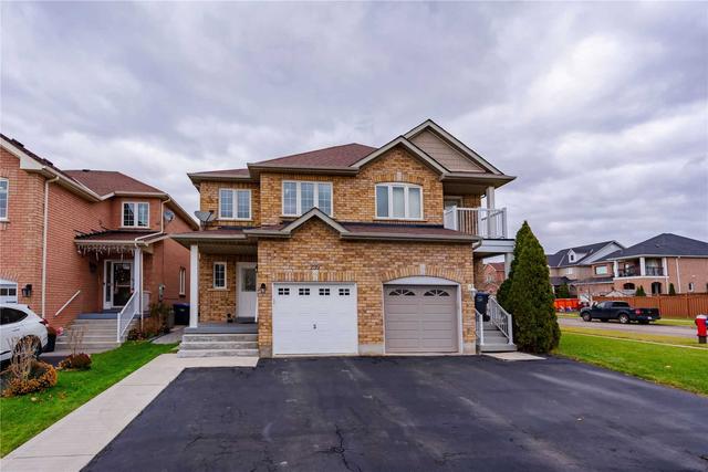 295 Oaktree Circ, House semidetached with 3 bedrooms, 4 bathrooms and 3 parking in Mississauga ON | Image 1