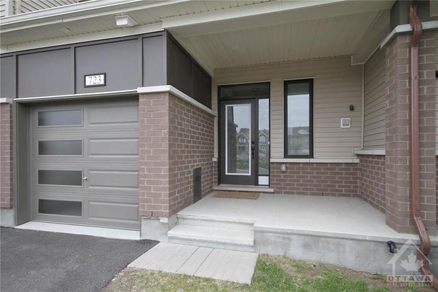 723 Megrez Way, Townhouse with 3 bedrooms, 3 bathrooms and 2 parking in Ottawa ON | Image 1