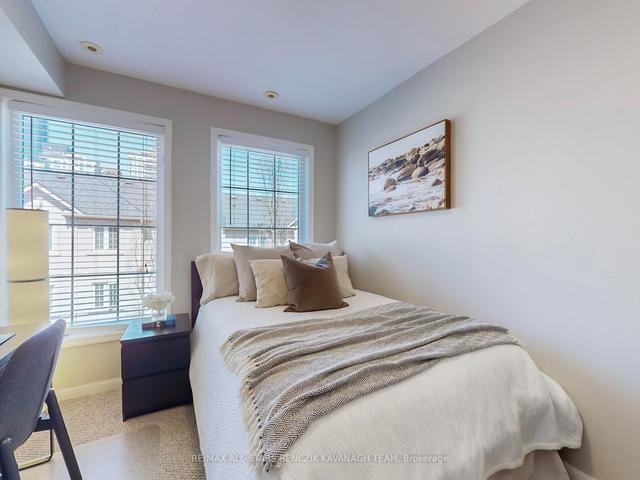 1207 - 5 Everson Dr, Townhouse with 2 bedrooms, 2 bathrooms and 1 parking in Toronto ON | Image 2