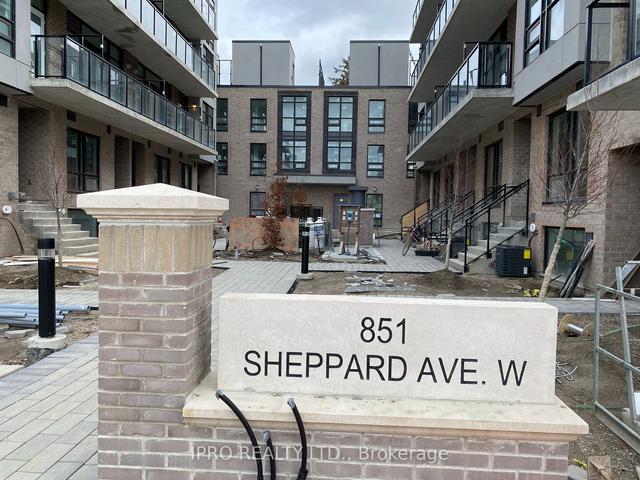 27 - 851 Sheppard Ave W, Townhouse with 2 bedrooms, 3 bathrooms and 1 parking in Toronto ON | Image 1