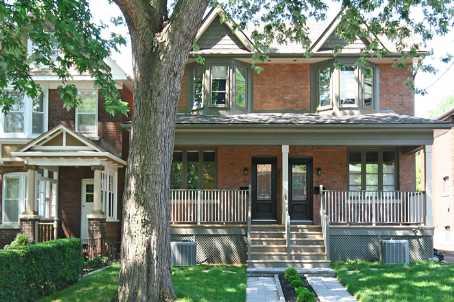 404 Leslie St, House semidetached with 3 bedrooms, 4 bathrooms and 2 parking in Toronto ON | Image 1