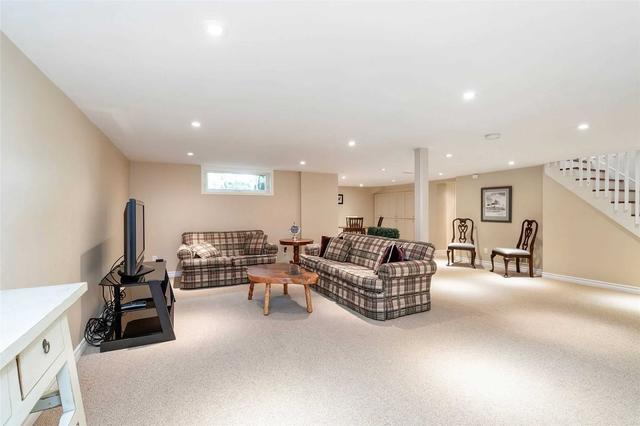 137 Pinewood Tr, House detached with 4 bedrooms, 5 bathrooms and 17 parking in Mississauga ON | Image 28