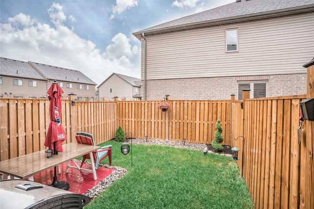 81 Winterton Crt, House attached with 3 bedrooms, 4 bathrooms and 3 parking in Orangeville ON | Image 33