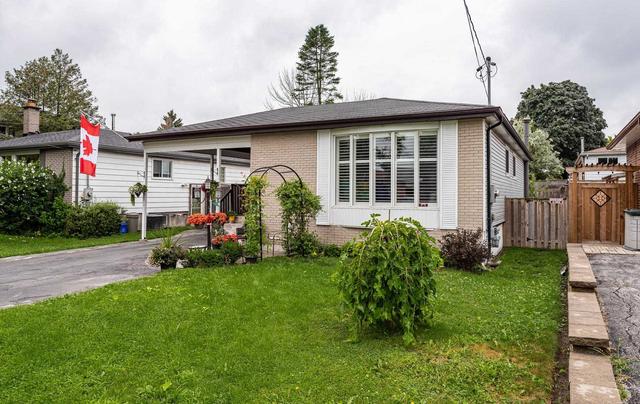 794 Oliva St, House detached with 3 bedrooms, 2 bathrooms and 5 parking in Pickering ON | Image 1