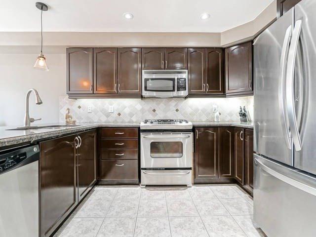 5250 Palmetto Pl, House semidetached with 3 bedrooms, 4 bathrooms and 4 parking in Mississauga ON | Image 10