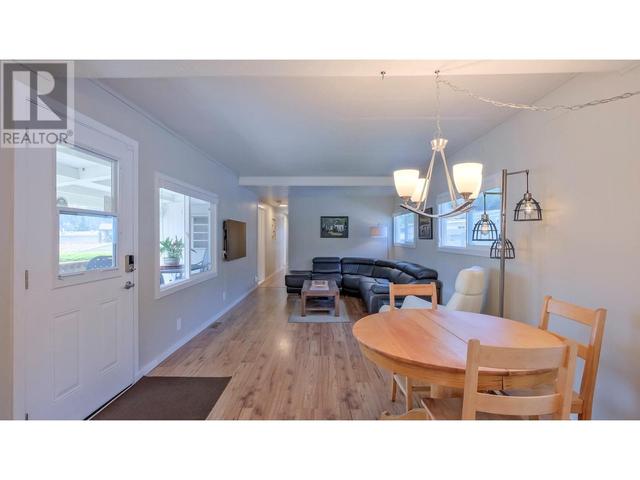 8 - 6711 97 Highway S, House other with 3 bedrooms, 1 bathrooms and null parking in Peachland BC | Image 9