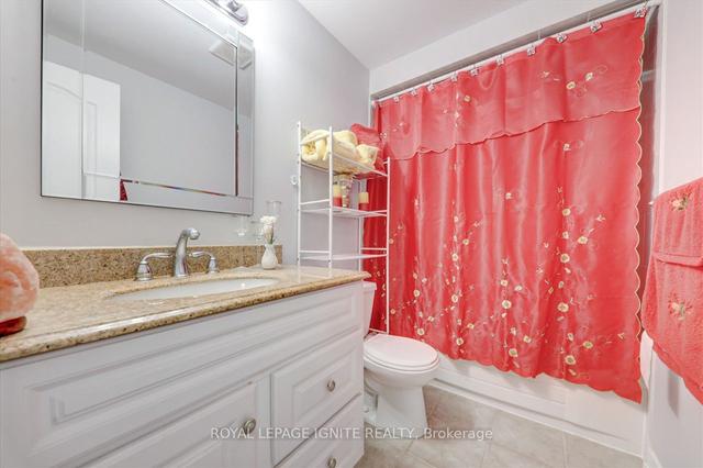 52 Pioneer Ptwy, House detached with 3 bedrooms, 4 bathrooms and 2 parking in Toronto ON | Image 18