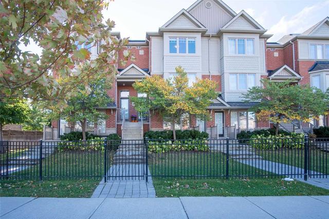 4 - 3200 Bentley Dr, Townhouse with 3 bedrooms, 3 bathrooms and 2 parking in Mississauga ON | Image 1