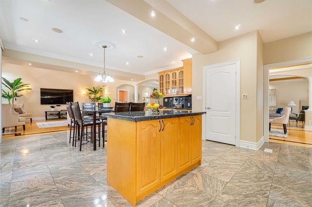 6880 Campbell Settler Crt, House detached with 6 bedrooms, 7 bathrooms and 9 parking in Mississauga ON | Image 39
