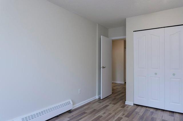 102 - 333 Garry Crescent Ne, Condo with 2 bedrooms, 1 bathrooms and 1 parking in Calgary AB | Image 3