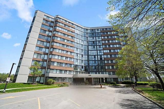 401 - 1230 Marlborough Crt, Condo with 3 bedrooms, 3 bathrooms and 1 parking in Oakville ON | Image 1