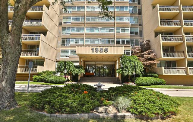 210 - 1359 White Oaks Blvd, Condo with 3 bedrooms, 2 bathrooms and 1 parking in Oakville ON | Image 12