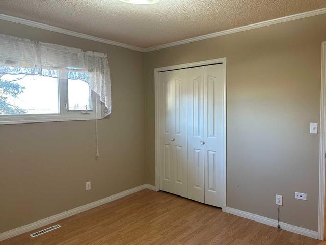 5021 46 Street, House detached with 3 bedrooms, 2 bathrooms and 4 parking in Daysland AB | Image 19