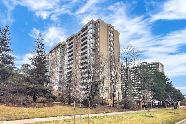710 - 5 Lisa St, Condo with 3 bedrooms, 2 bathrooms and 1 parking in Brampton ON | Image 1