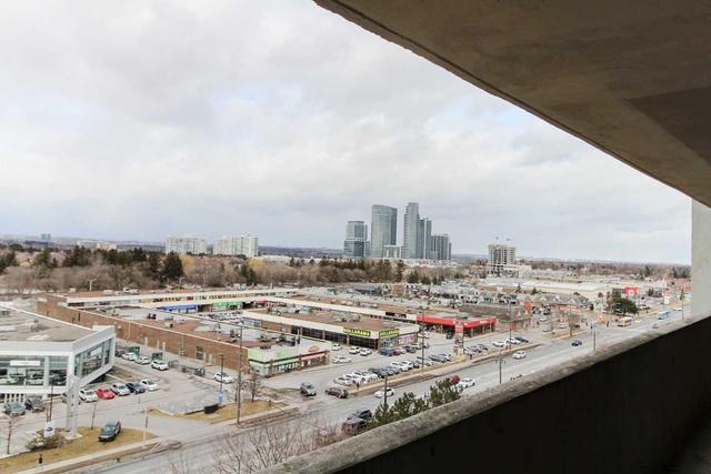 1001 - 10 Tangreen Crt, Condo with 3 bedrooms, 2 bathrooms and 2 parking in Toronto ON | Image 15