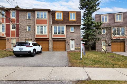 566 Sandhurst Circ, Townhouse with 3 bedrooms, 2 bathrooms and 2 parking in Toronto ON | Card Image