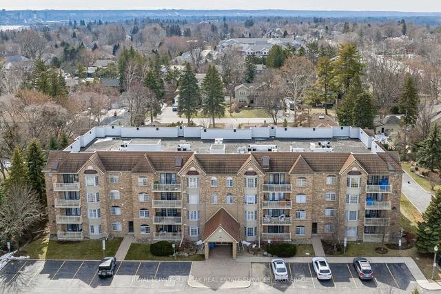 b105 - 216 Plains Rd W, Condo with 2 bedrooms, 2 bathrooms and 2 parking in Burlington ON | Image 25