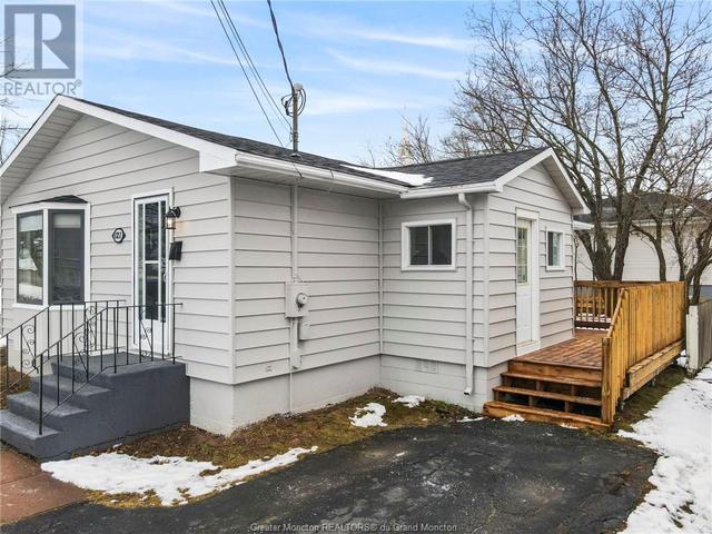 121 Downey Ave, House detached with 3 bedrooms, 1 bathrooms and null parking in Riverview NB | Image 1