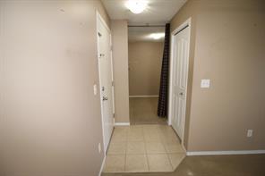 2208 - 60 Panatella Street Nw, Condo with 2 bedrooms, 2 bathrooms and 1 parking in Calgary AB | Image 7